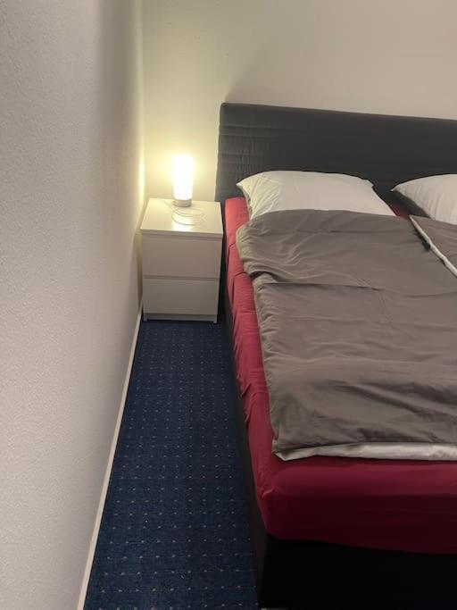 Schoene Helle Dg Wohnung In Der Altstadt Schwerin Exterior foto